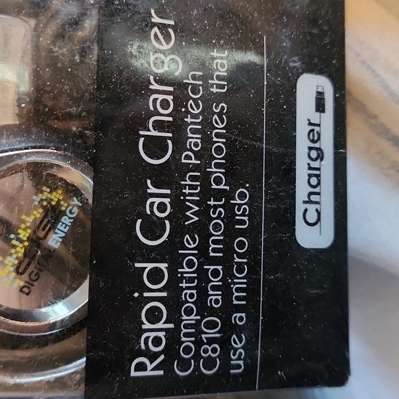 Nwt! Rapid car charger - Picture 2 of 8